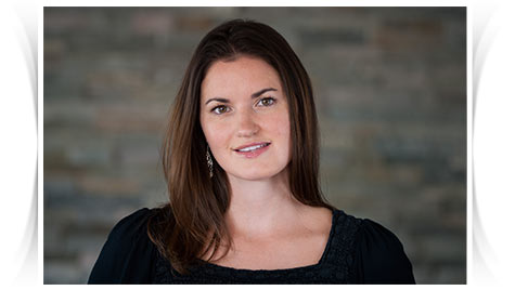 photo of Regina Sirois, author